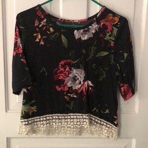 Women’s small Abercrombie and Fitch floral top